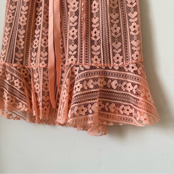 For Love & Lemons Dakota Lace Mini Dress in Peach Size L - Picture 8 of 11
